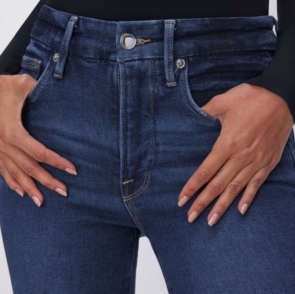 Good American Good Legs Skinny Jeans - Picture 2 of 6